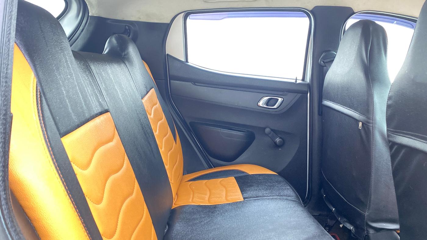 2019 Renault Kwid RXT 1.0 AMT (O), Petrol, Automatic, 35,531 km, Right Side Rear Door Cabin