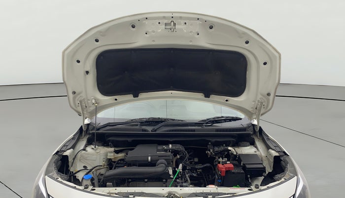 2024 Toyota Glanza V, Petrol, Manual, 39,116 km, Open Bonet