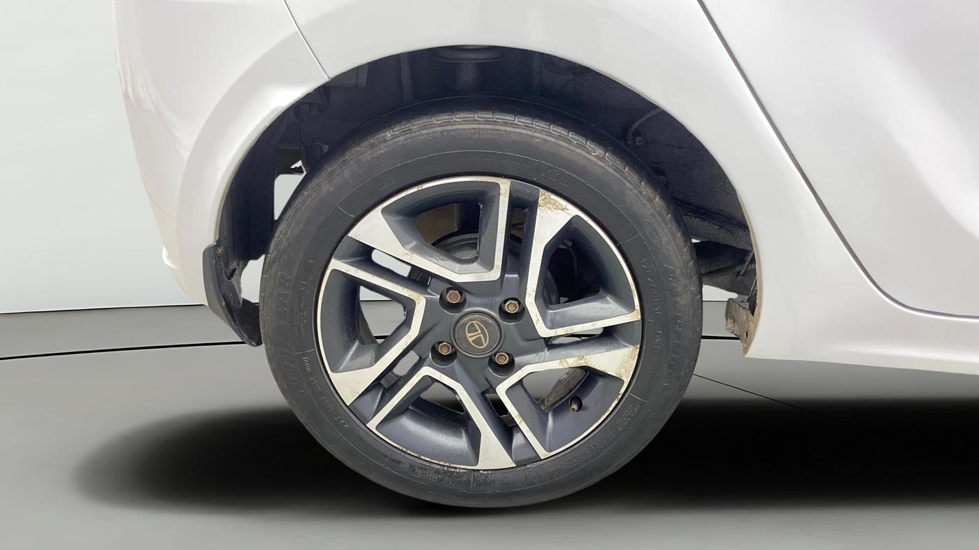 2021 Tata Tiago XZA PLUS PETROL, Petrol, Automatic, 1,02,224 km, Right Rear Wheel