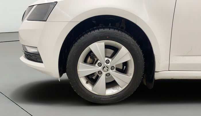 2019 Skoda Octavia AMBITION 1.4 TSI, Petrol, Manual, 94,162 km, Left Front Wheel