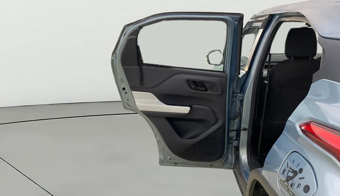 2021 Tata PUNCH ACCOMPLISHED AMT, Petrol, Automatic, 27,461 km, LHS Rear Door