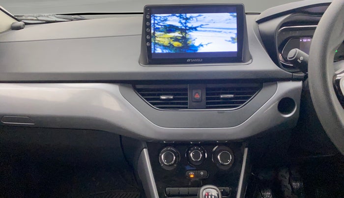 2023 Tata NEXON XE PETROL, Petrol, Manual, 15,334 km, Air Conditioner