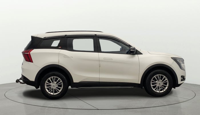 2021 Mahindra XUV700 AX 3 P MT 5 STR, Petrol, Manual, 40,193 km, Right Side View