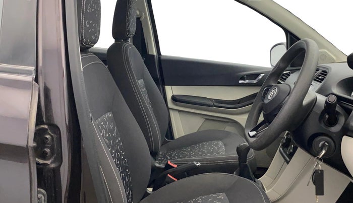 2022 Tata Tiago  XZ Plus (O) , Petrol, Manual, 16,423 km, Right Side Front Door Cabin