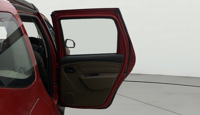 2018 Renault Duster RXL PETROL, Petrol, Manual, 20,319 km, RHS Rear Door