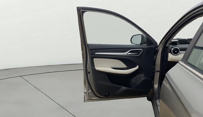 2022 MG ASTOR SHARP 1.5 MT, Petrol, Manual, 34,052 km, LHS Front Door