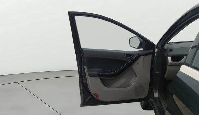 2019 Tata NEXON XM DIESEL, Diesel, Manual, 77,365 km, LHS Front Door