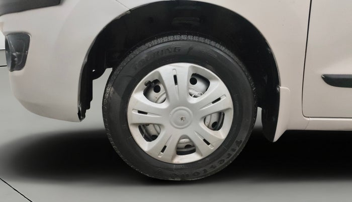 2013 Maruti Wagon R 1.0 LXI, Petrol, Manual, 37,495 km, Left Front Wheel