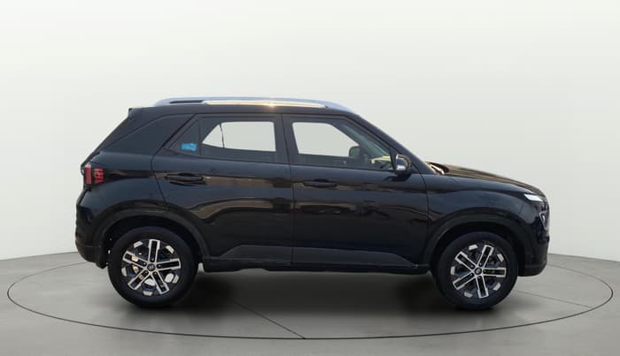 2022 Hyundai VENUE SX 1.5 CRDI, Diesel, Manual, 82,166 km, Right Side View