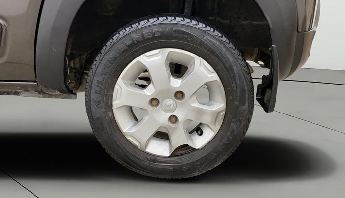 2017 Renault Kwid CLIMBER 1.0 AMT, Petrol, Automatic, 33,884 km, Left Rear Wheel