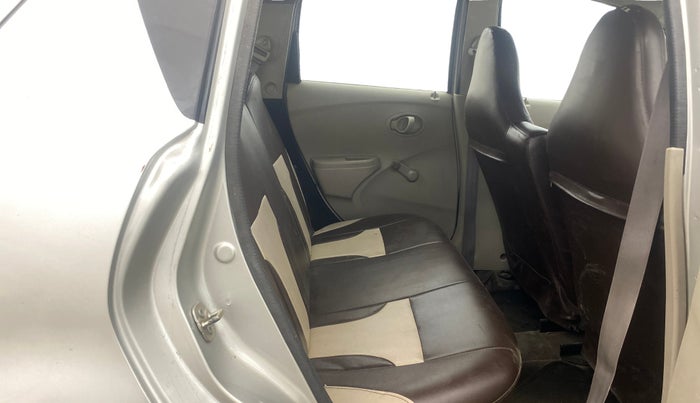 2016 Datsun Go T, Petrol, Manual, 51,437 km, Right Side Rear Door Cabin