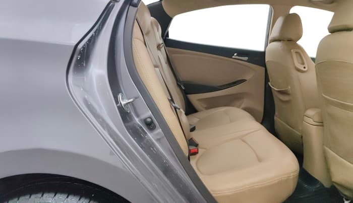2016 Hyundai Verna 1.6 VTVT S AT, Petrol, Automatic, 80,249 km, Right Side Rear Door Cabin