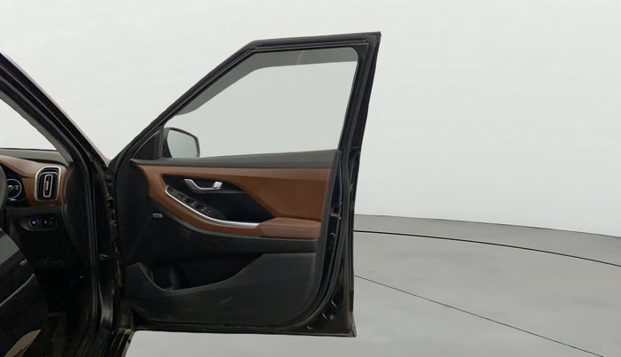 2021 Hyundai ALCAZAR PLATINUM 2.0 MT 7STR, Petrol, Manual, 38,444 km, RHS Front Door