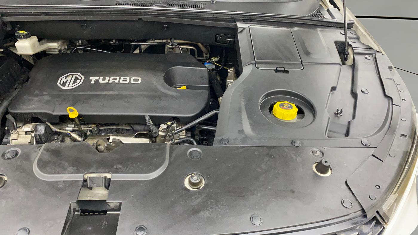 2021 MG HECTOR PLUS SHARP 2.0 DIESEL TURBO MT 6-STR, Diesel, Manual, 72,760 km, Engine View - Left