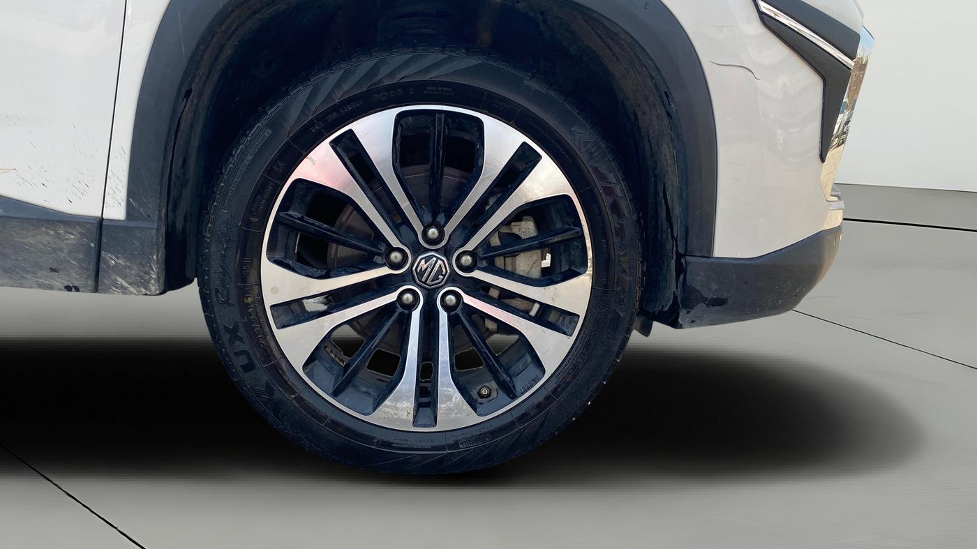 2021 MG HECTOR SHARP HYBRID 1.5 PETROL, Petrol, Manual, 40,654 km, Right Front Wheel