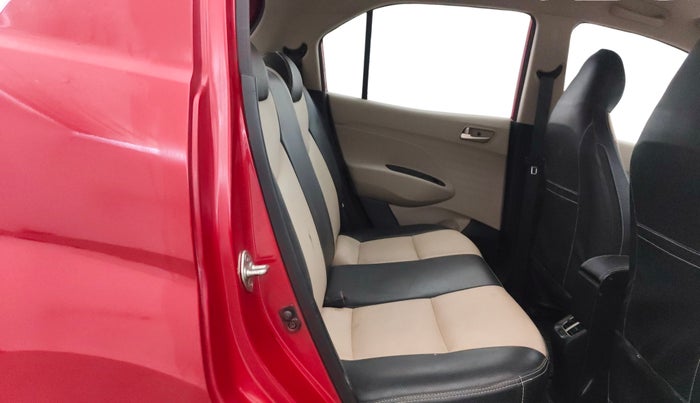 2019 Hyundai NEW SANTRO SPORTZ CNG, CNG, Manual, 46,315 km, Right Side Rear Door Cabin