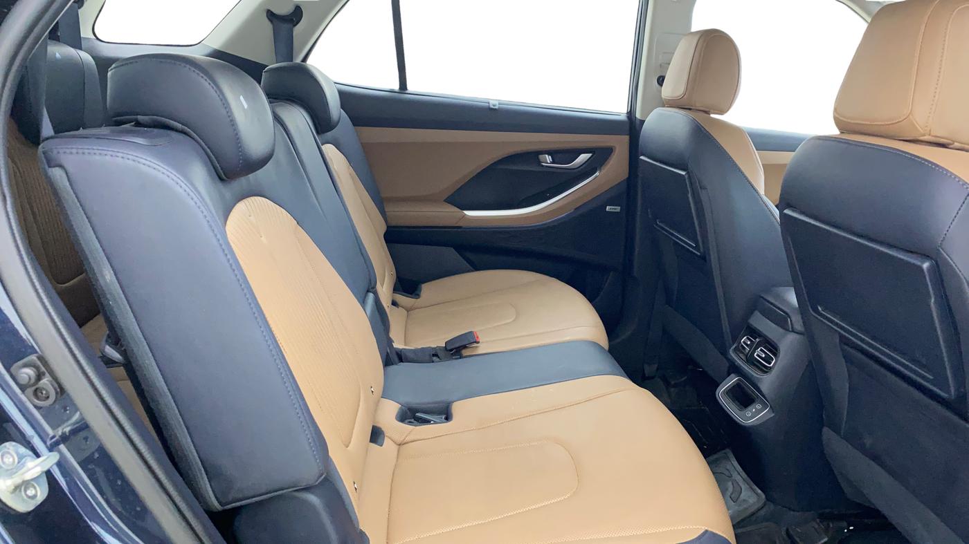 2024 Hyundai ALCAZAR PLATINUM 1.5 MT 7STR, Diesel, Manual, 9,508 km, Right Side Rear Door Cabin
