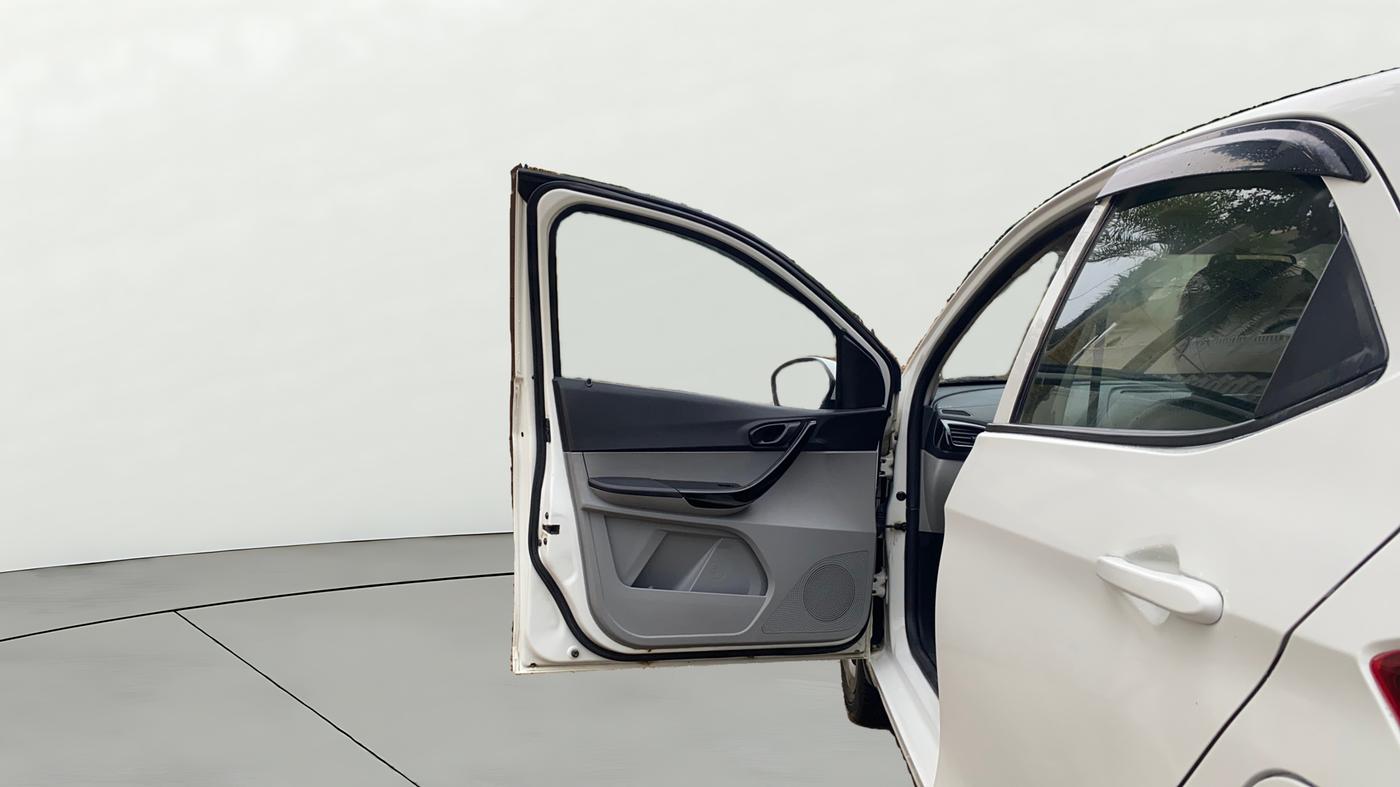 2020 Tata Tiago XT PETROL, Petrol, Manual, 46,888 km, LHS Front Door
