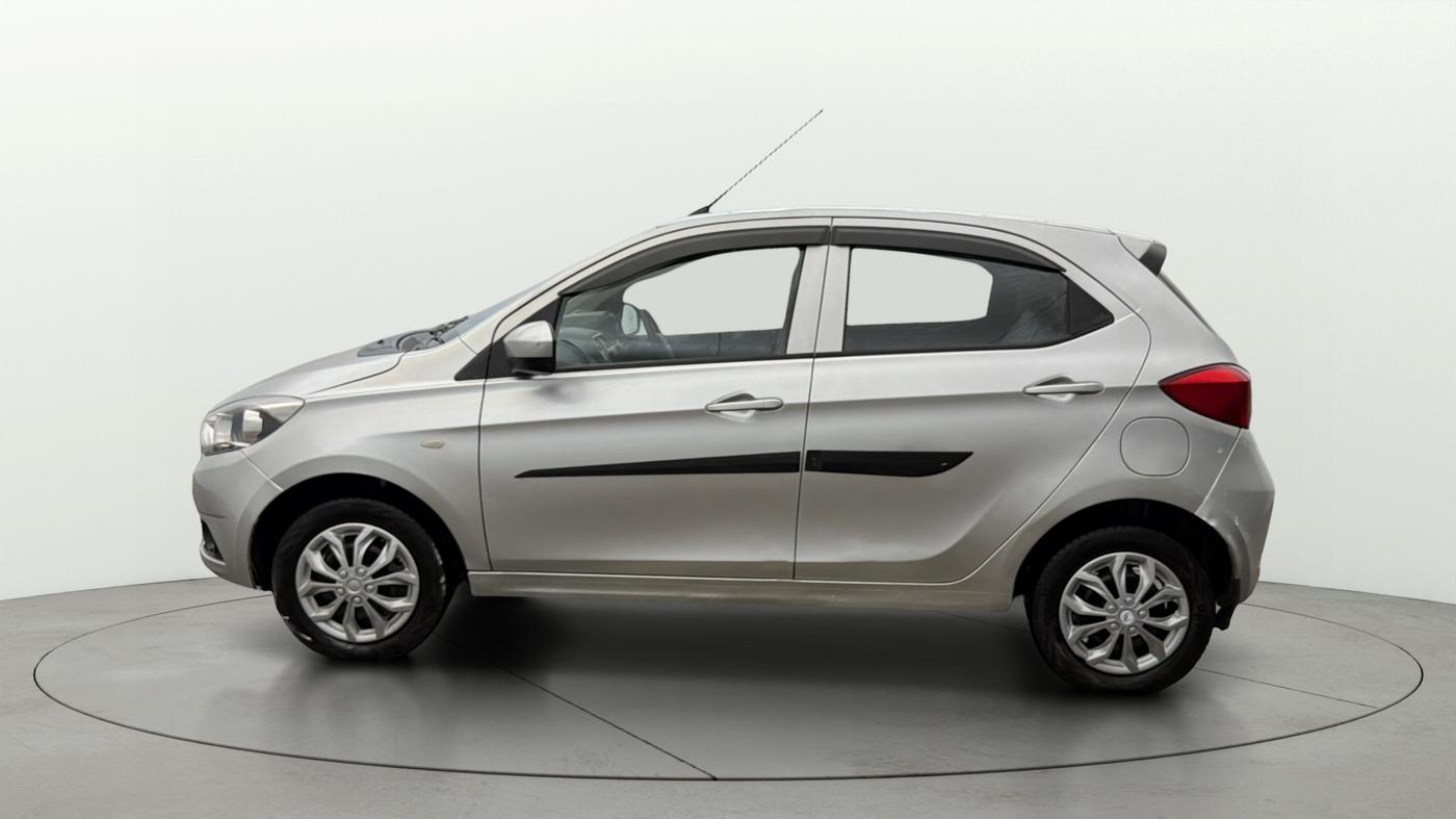 2018 Tata Tiago XT PETROL, Petrol, Manual, 84,108 km, Left Side