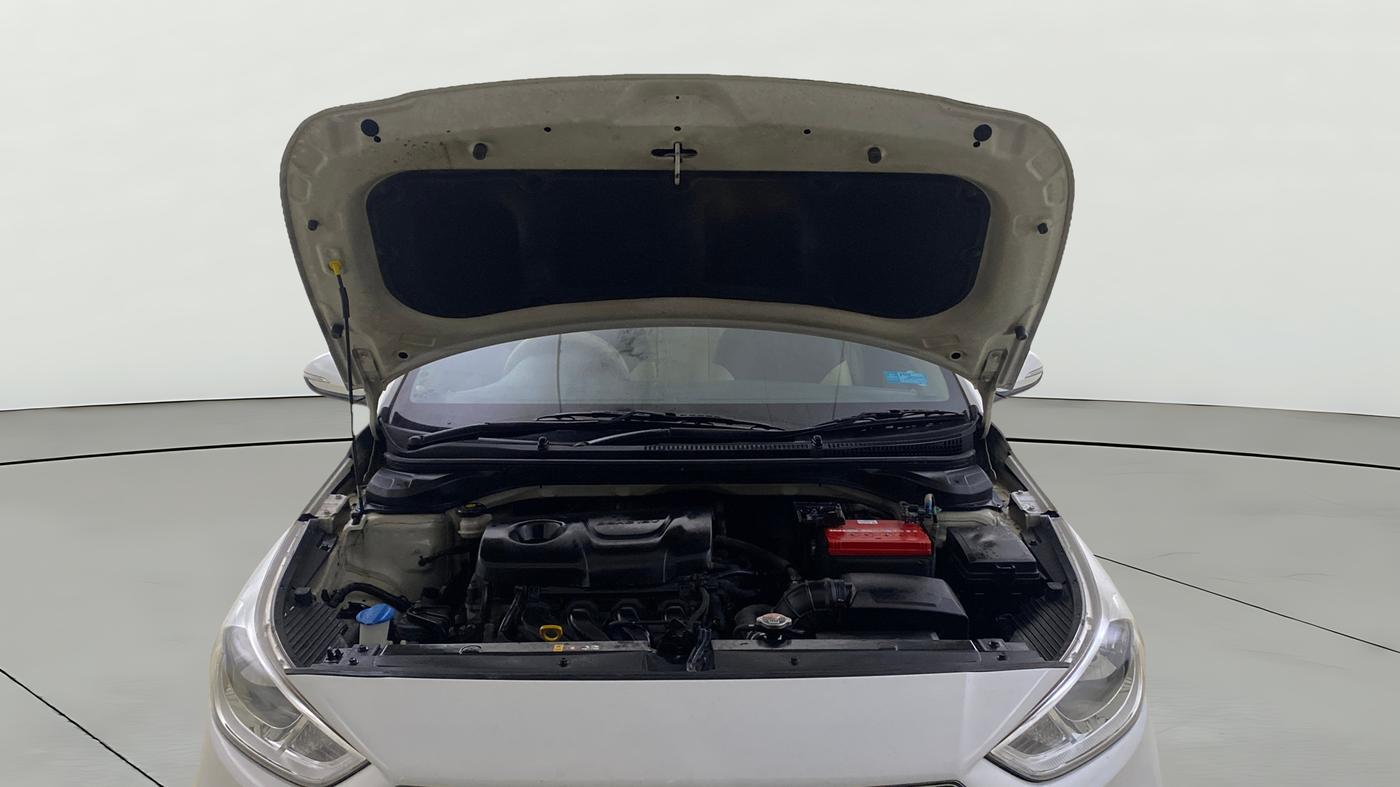 2017 Hyundai Verna 1.6 EX PETROL, Petrol, Manual, 31,919 km, Open Bonet