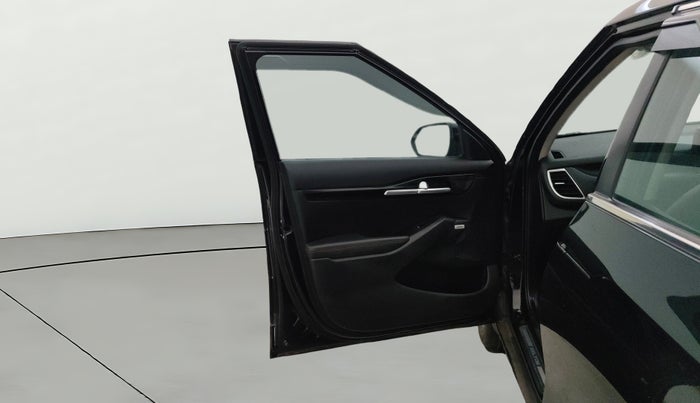 2020 KIA SELTOS GTX PLUS DCT 1.4 PETROL, Petrol, Automatic, 49,912 km, LHS Front Door