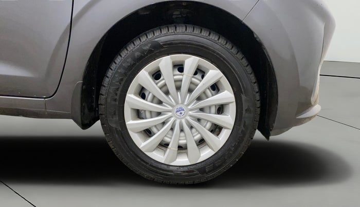 2021 Hyundai AURA E 1.2, Petrol, Manual, 46,871 km, Right Front Wheel