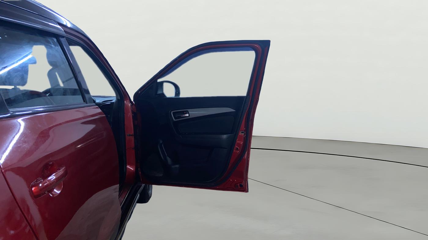2018 Maruti Vitara Brezza ZDI PLUS, Diesel, Manual, 1,45,473 km, RHS Front Door