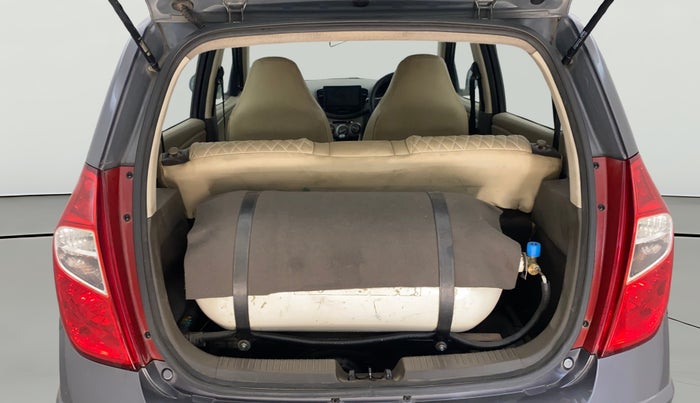 2013 Hyundai i10 MAGNA 1.1, CNG, Manual, 94,389 km, Boot Open Zoomed View