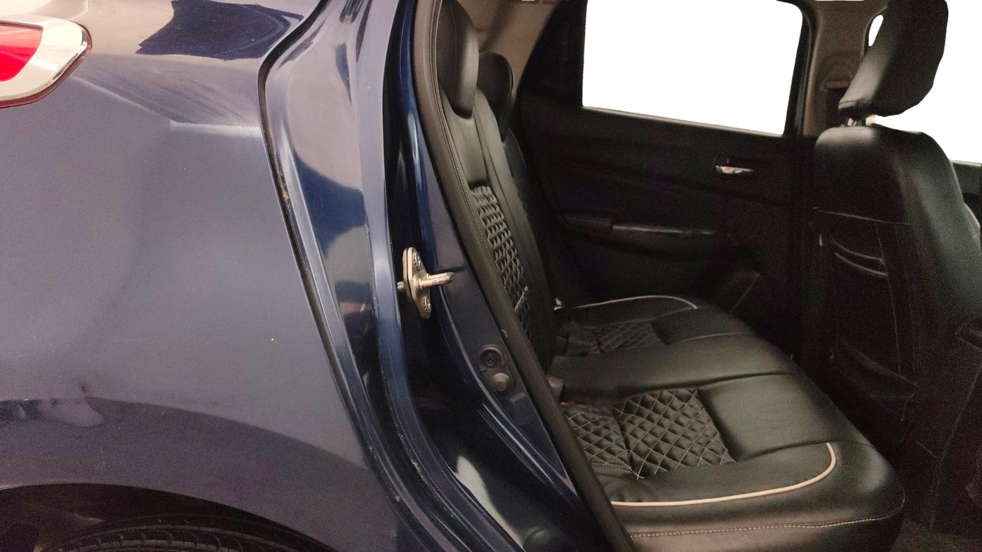 2022 Maruti Swift VXI AMT, Petrol, Automatic, 54,786 km, Right Side Rear Door Cabin