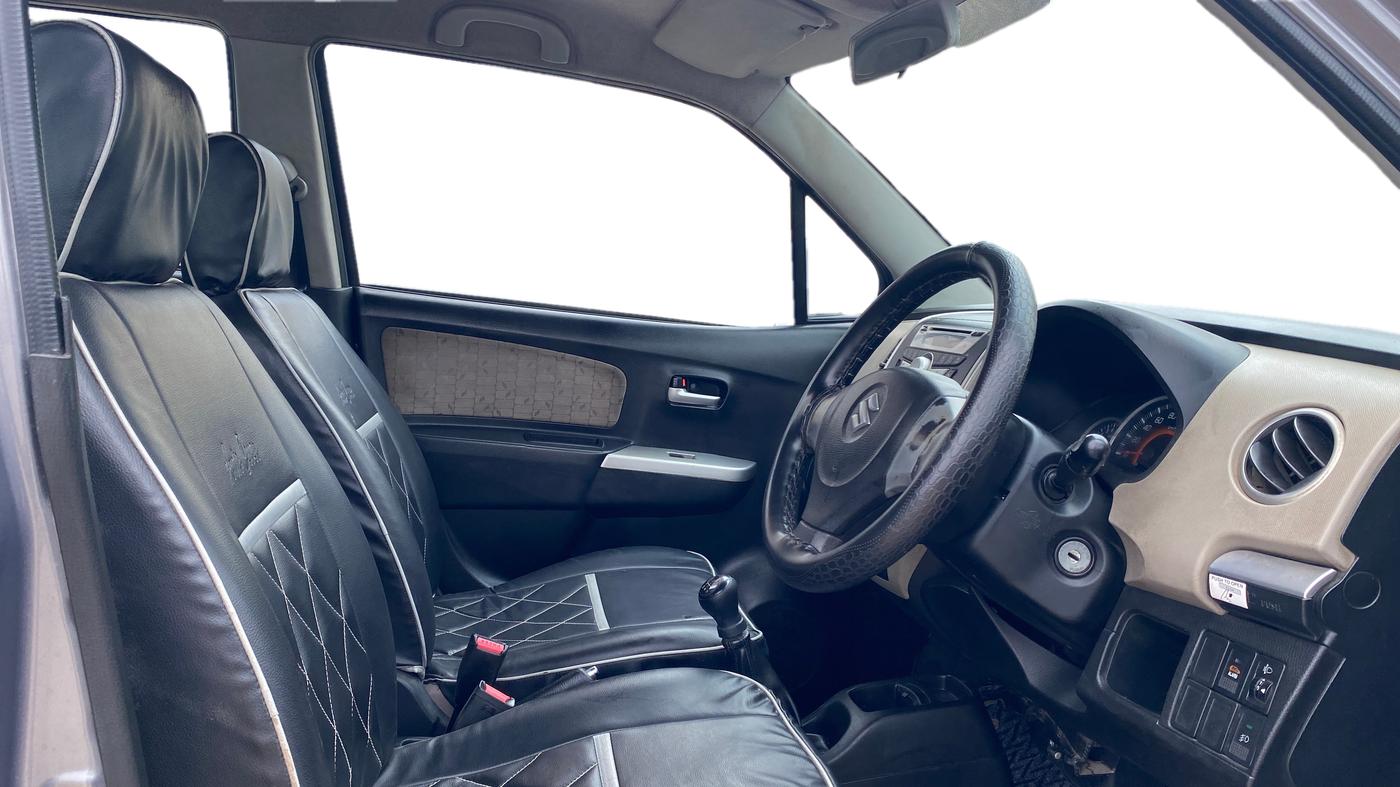 2014 Maruti Wagon R 1.0 VXI, Petrol, Manual, 85,423 km, Right Side Front Door Cabin