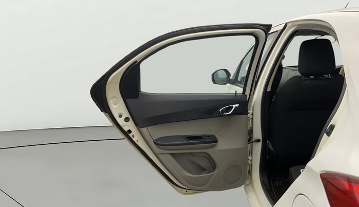 2018 Tata Tiago XZA PETROL, Petrol, Automatic, 33,042 km, LHS Rear Door