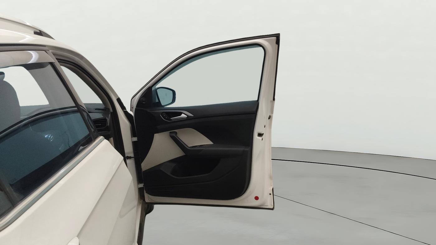 2023 Volkswagen TAIGUN  Topline 1.0 TSI AT (Electric Seats), Petrol, Automatic, 28,799 km, RHS Front Door