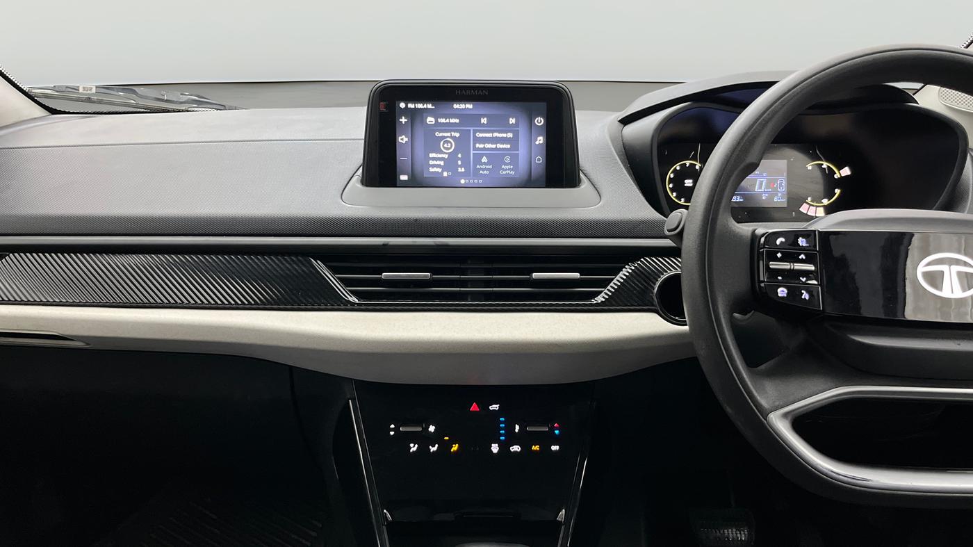 2025 Tata Curvv Pure Plus 1.2 Petrol 7DCA, Petrol, Automatic, 10,215 km, Air Conditioner