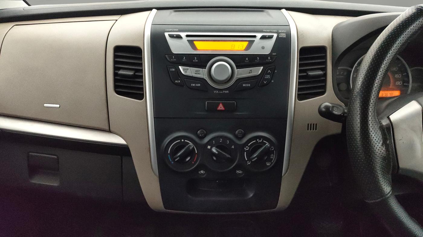 2016 Maruti Wagon R 1.0 VXI AMT, Petrol, Automatic, 37,665 km, Air Conditioner