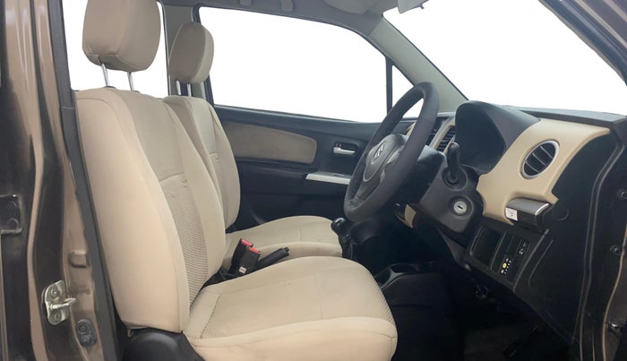 2018 Maruti Wagon R 1.0 LXI CNG, CNG, Manual, 1,26,735 km, Right Side Front Door Cabin