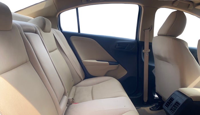 2016 Honda City 1.5L I-VTEC SV, Petrol, Manual, 45,286 km, Right Side Rear Door Cabin