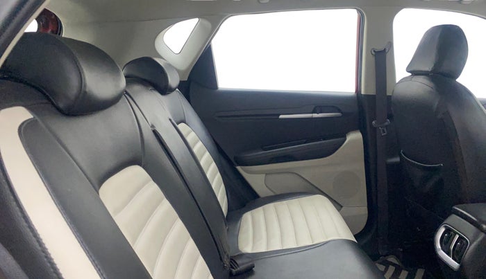 2021 KIA SONET HTX 1.0 IMT, Petrol, Manual, 33,427 km, Right Side Rear Door Cabin