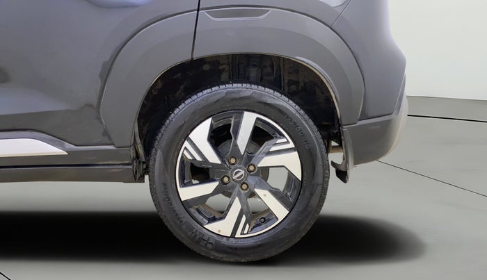 2025 Nissan MAGNITE Tekna B4D 1.0 Petrol MT, Petrol, Manual, 9,264 km, Left Rear Wheel