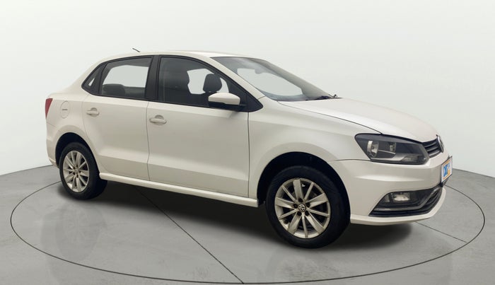 2016 Volkswagen Ameo HIGHLINE PLUS 1.5L 16 ALLOY, Diesel, Manual, 1,25,903 km, Right Front Diagonal