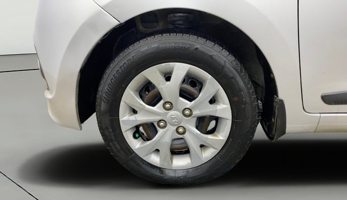 2016 Hyundai Grand i10 SPORTZ 1.2 KAPPA VTVT, Petrol, Manual, 59,720 km, Left Front Wheel