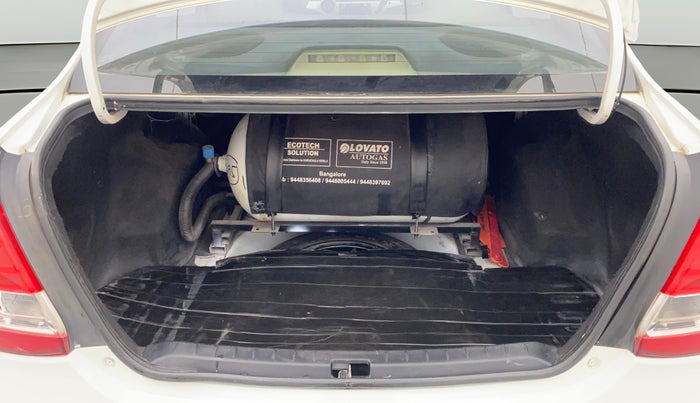 2014 Toyota Etios G, CNG, Manual, 80,887 km, Boot Open Zoomed View