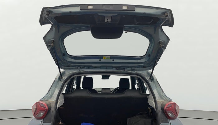 2024 Tata PUNCH ACCOMPLISHED DAZZLE SUNROOF CNG MT, CNG, Manual, 39,700 km, Boot Door Open