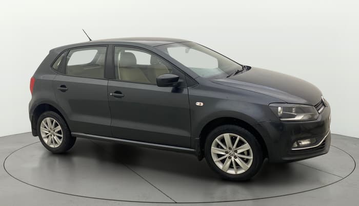 2015 Volkswagen Polo HIGHLINE1.2L, Petrol, Manual, 20,755 km, Right Front Diagonal