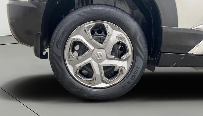 2023 Maruti BREZZA VXI SMART HYBRID, Petrol, Manual, 73,166 km, Right Rear Wheel