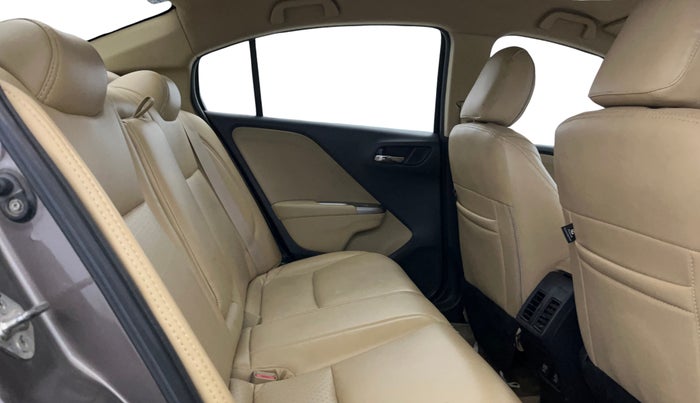 2016 Honda City 1.5L I-VTEC V MT, Petrol, Manual, 59,983 km, Right Side Rear Door Cabin