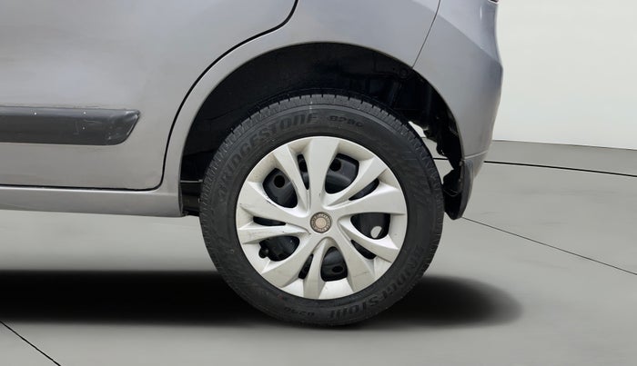 2016 Maruti Wagon R 1.0 VXI, Petrol, Manual, 69,991 km, Left Rear Wheel