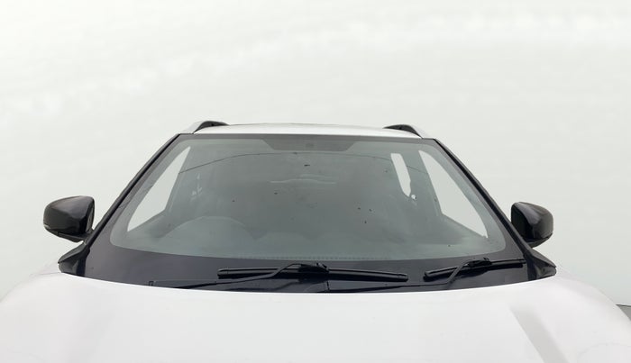 2022 Nissan MAGNITE XV PREMIUM TURBO (O) CVT, Petrol, Automatic, 45,420 km, Front Windshield
