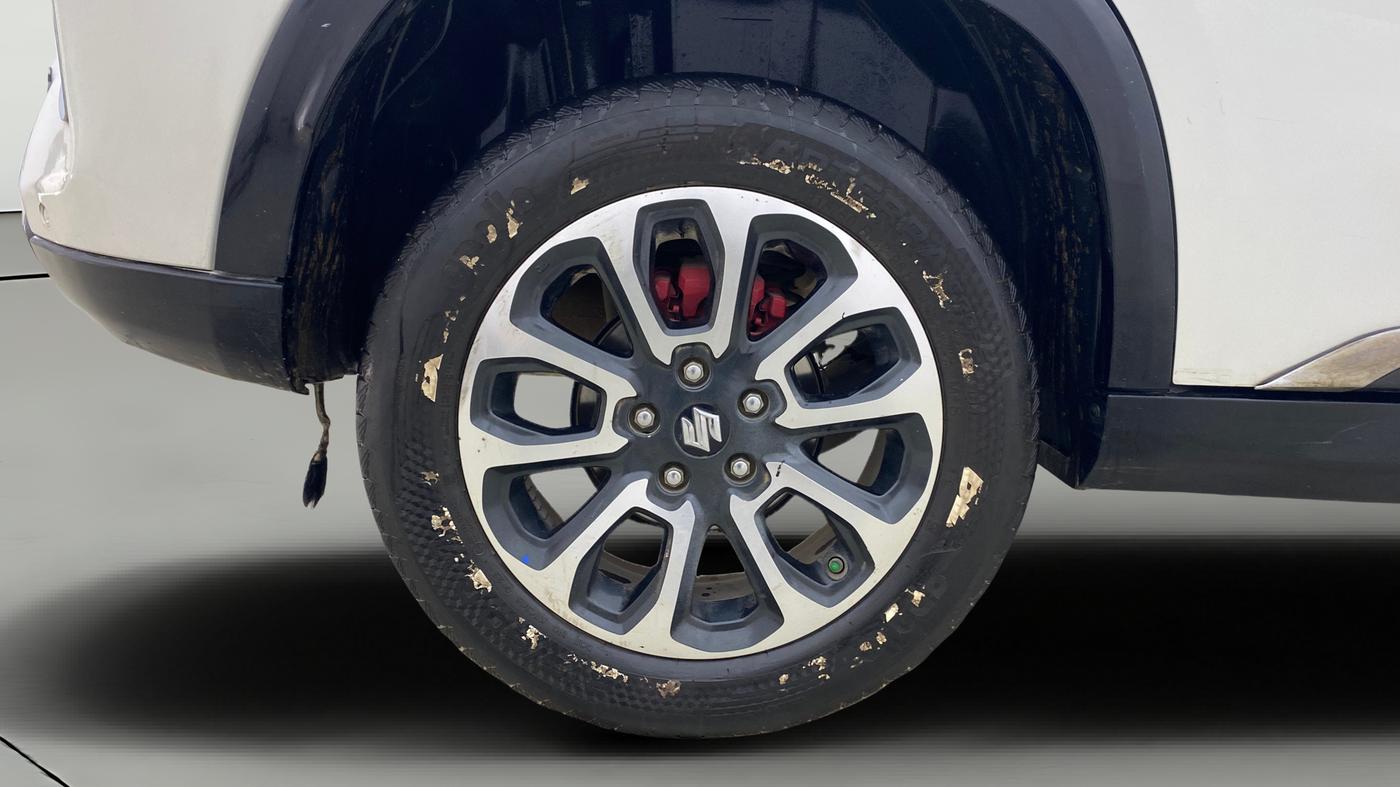 2023 Maruti Grand Vitara ALPHA PLUS HYBRID ECVT, Hybrid, Automatic, 90,717 km, Right Rear Wheel