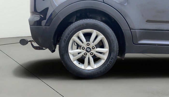 2015 Hyundai Creta SX PLUS 1.6 PETROL, Petrol, Manual, 66,649 km, Right Rear Wheel