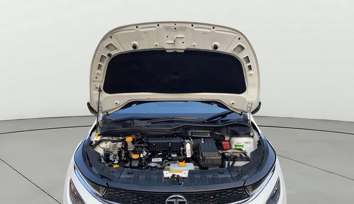 2023 Tata ALTROZ XZ PLUS PETROL, Petrol, Manual, 10,089 km, Open Bonet